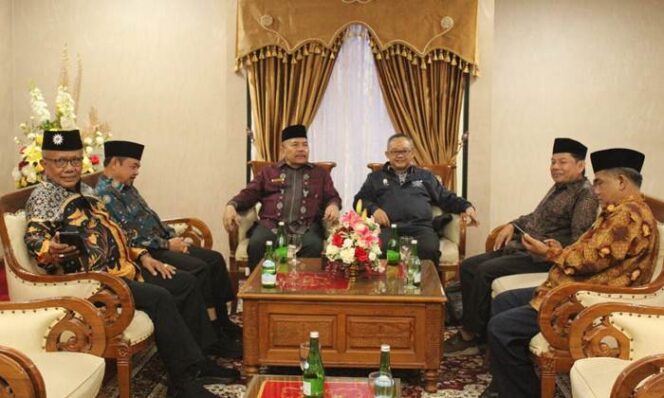 
 Diskusi santai usai usai mendarat di BIM, Sabtu (6/1/2023).