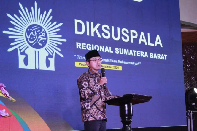 
 Wakil Menteri Dikdasmen RI (Fajar Riza Ulhaq)
