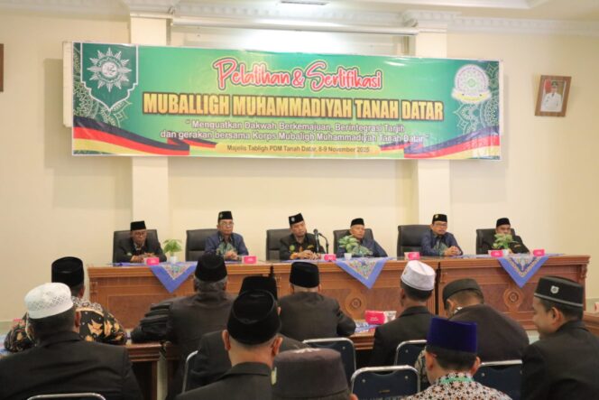 
 Jawab Tantangan Dakwah Digital, PWM Sumbar dan PDM Tanah Datar Gelar Pelatihan dan Sertifikasi Muballigh